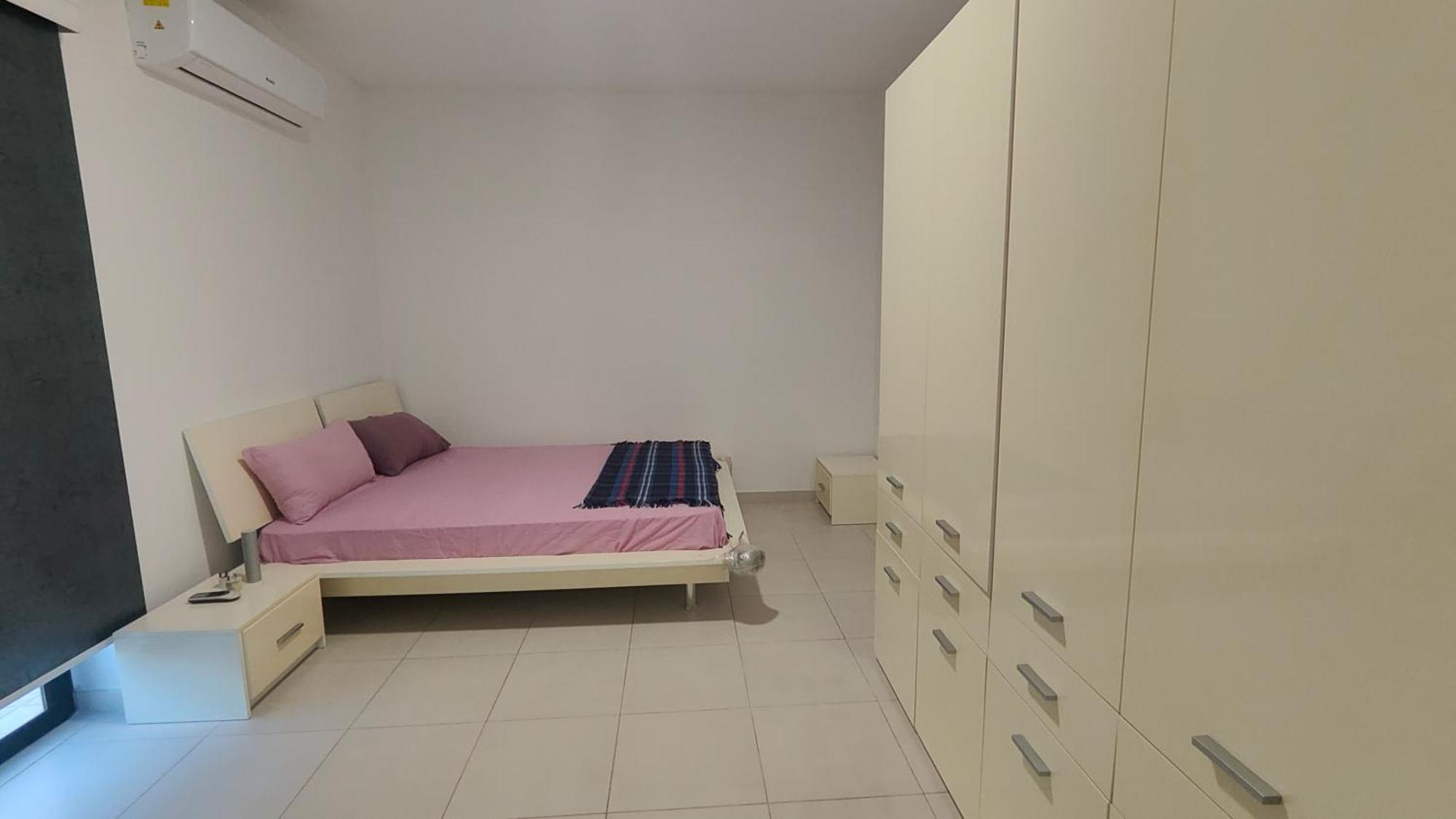 Apartment 3 Bedroom With Seaview *